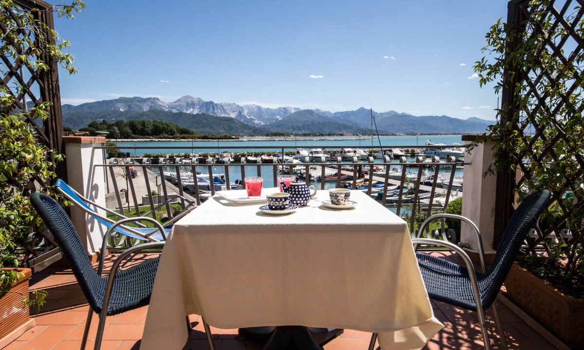 Bocca di Magra Hotel | Hotel Sette Archi