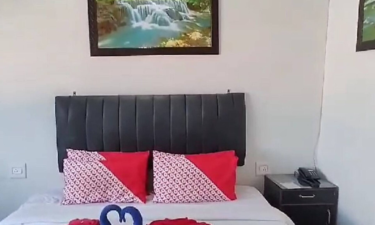 Lansdowne Hotel | Hotel Sheetal Tower
