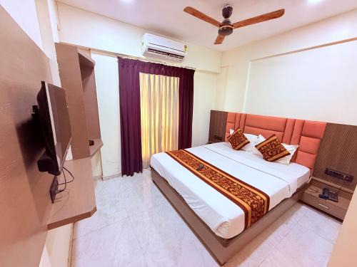 Dombivli East Hotel | Hotel Siddhi Residency Dombivali