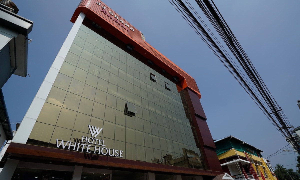 Ernakulam South Hotel | Hotel Signature Cochin