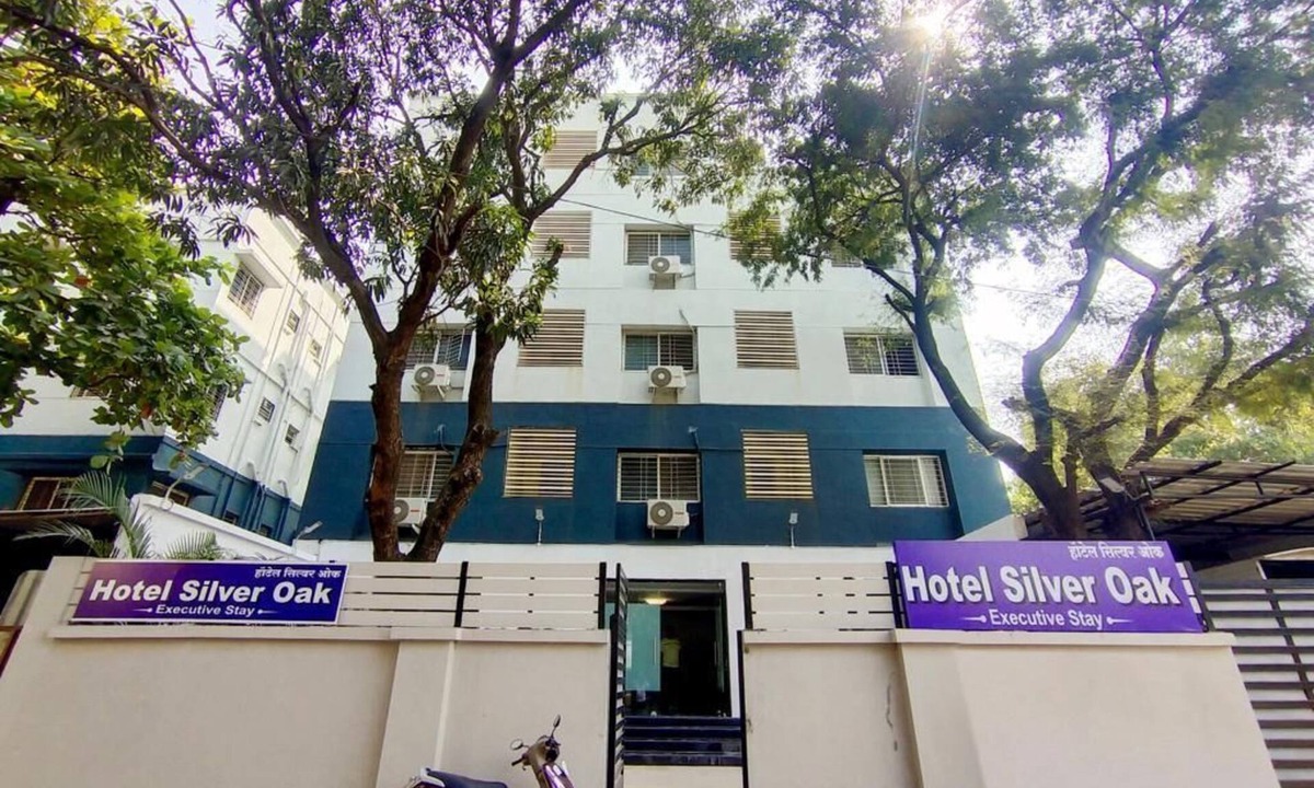 Yerawada Hotel | HOtel Silver Oak