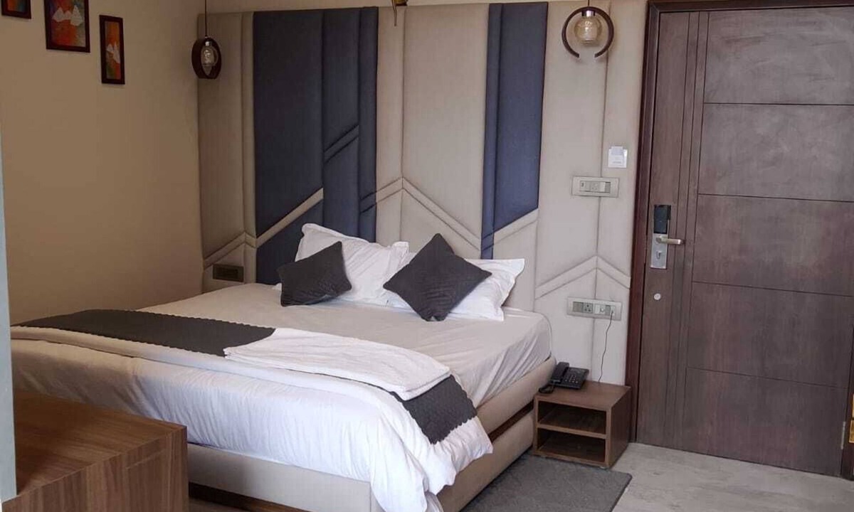 Sikar Hotel | Hotel Sky Inn