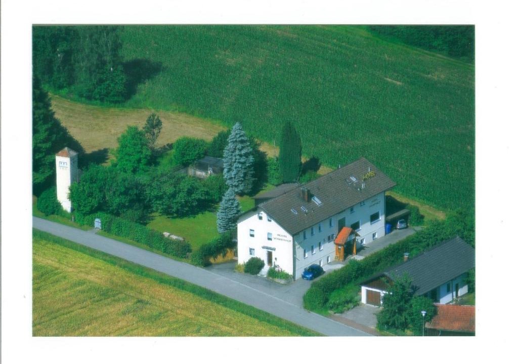 Cham House | Hotel Sonnenhof