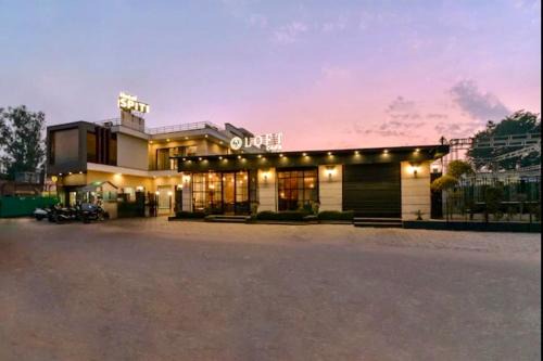 Mathura Hotel | Hotel Spiti