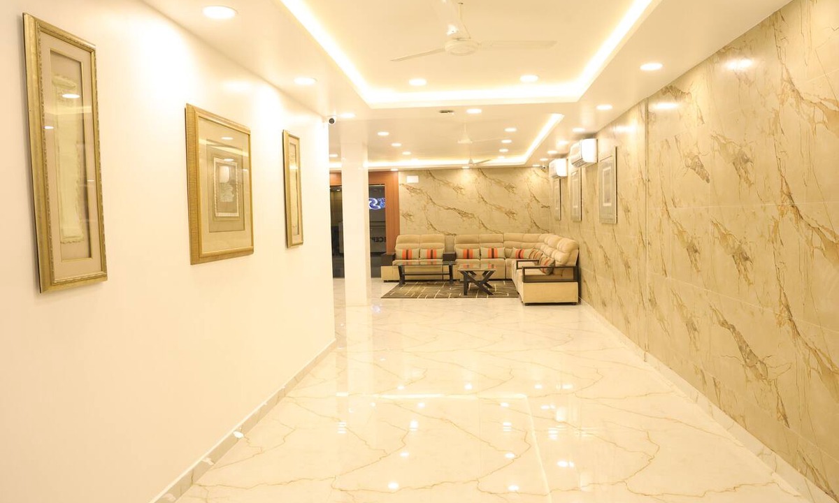 Palani Hotel | Hotel SR Palani