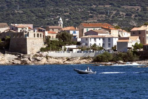 Algajola Hotel | Hotel St Joseph