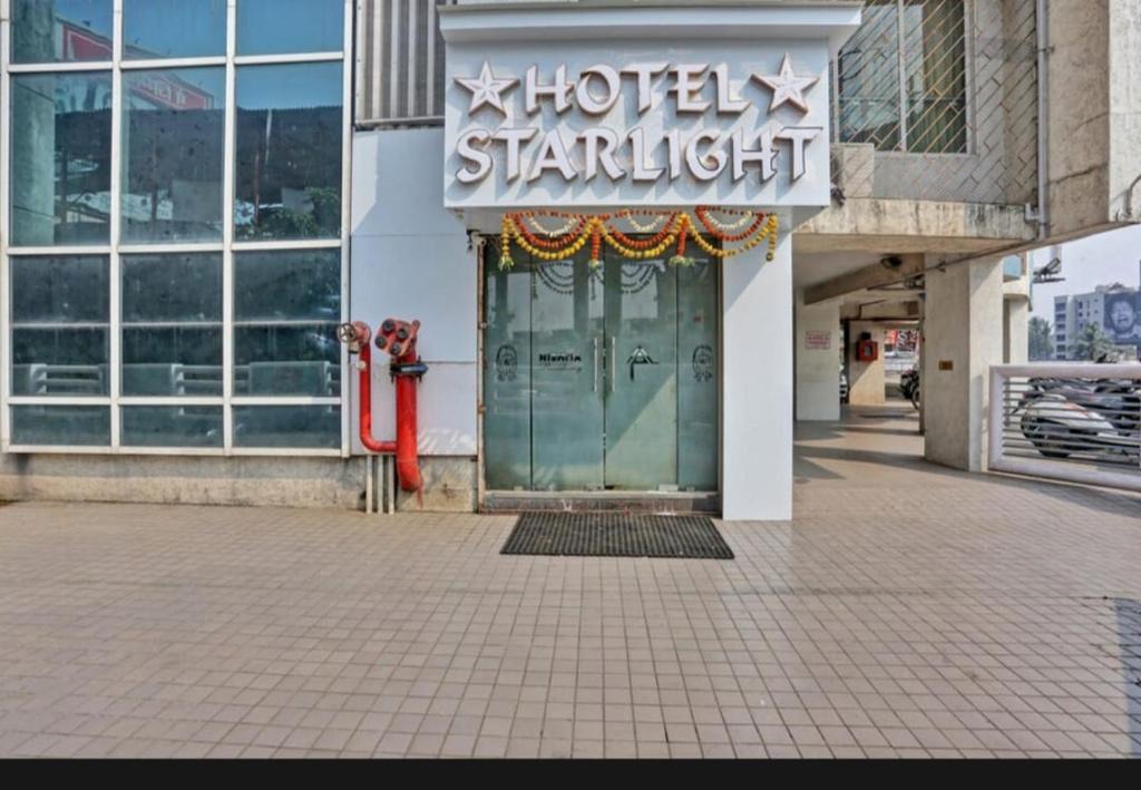 Jogeshwari East House | Hotel Star Light