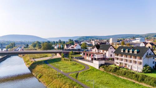 Trennfurt Hotel | Hotel Straubs Schöne Aussicht