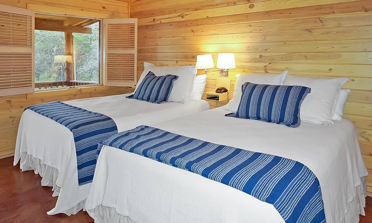 Wimberley Hotel | Hotel Style Suite with Two Queen Beds - Minutes from Downtown!