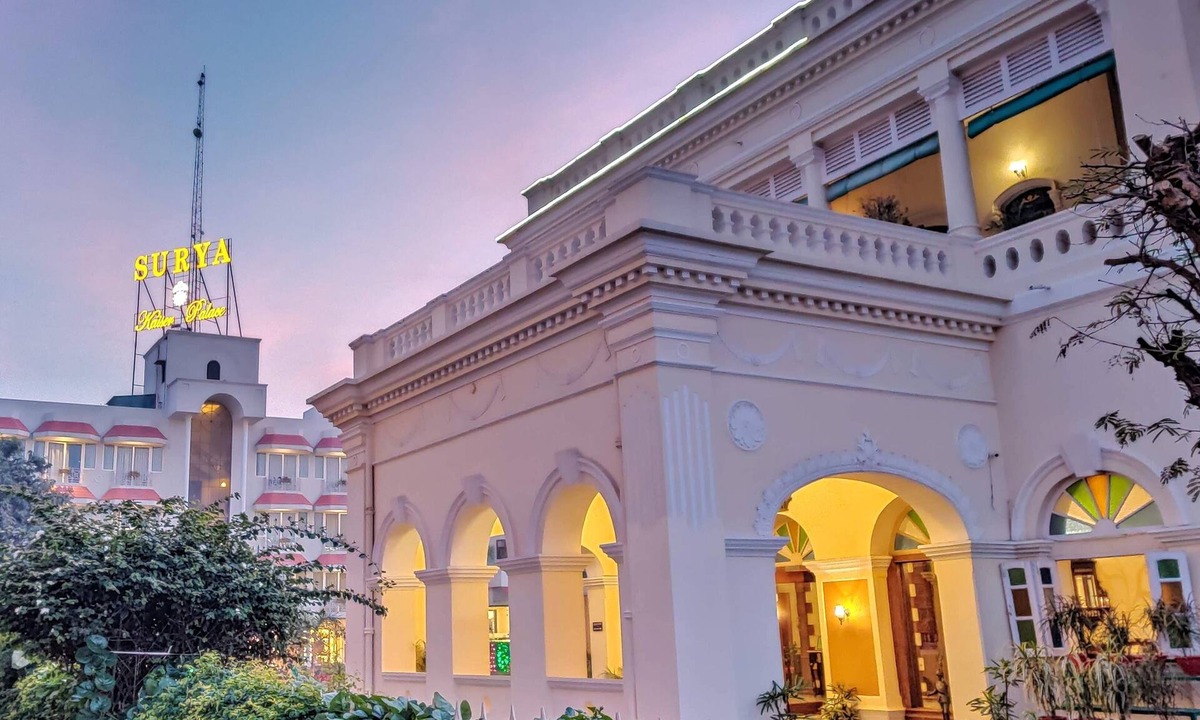 Varanasi Hotel | Hotel Surya