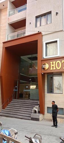 Udaipur Hotel | Hotel Taviral Regency