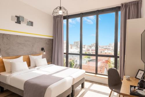 Charonne Hotel | Hotel Terre Neuve