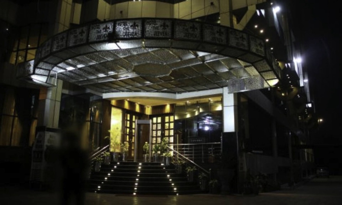 Sialkot Hotel | Hotel The Jeevens
