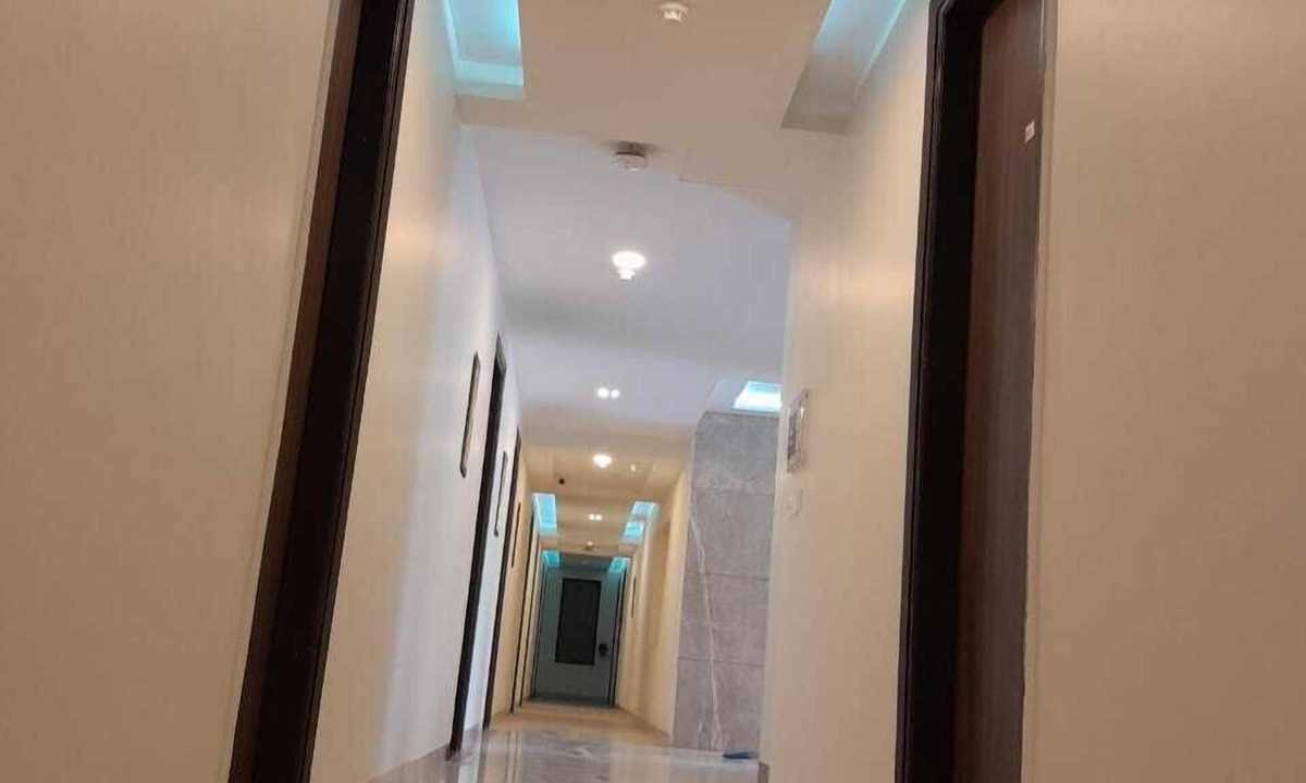 DLF Phase 5 Hotel | Hotel The Luxem