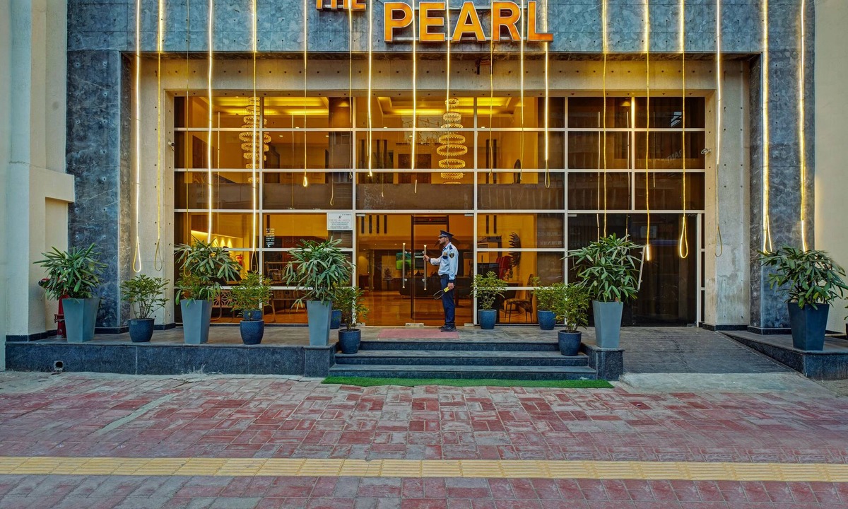 Motia Khan Hotel | Hotel The Pearl - Newly Renovated in City Centre