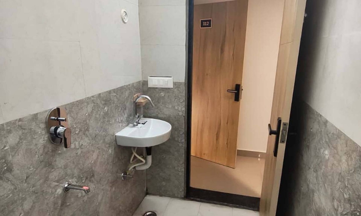 Agra Hotel | Hotel The Skyluxe