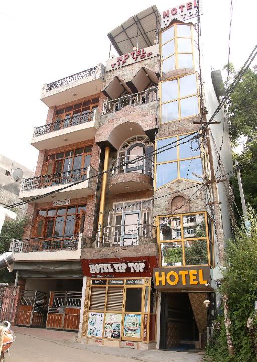 Bajoral Khurd Hotel | Hotel Tip Top