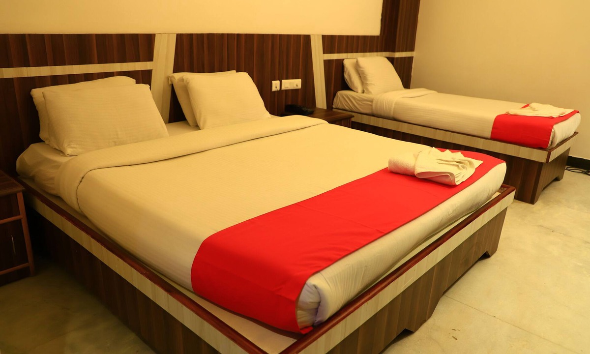 Krishnagiri Hotel | Hotel Velan International