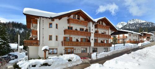 San Martino di Castrozza Hotel | Hotel Villa Aurora
