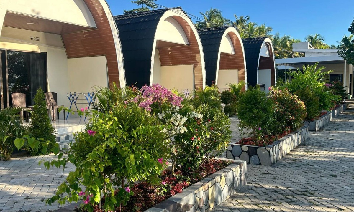 Sumbawa Hotel | Hotel Villa Beach Transit 2