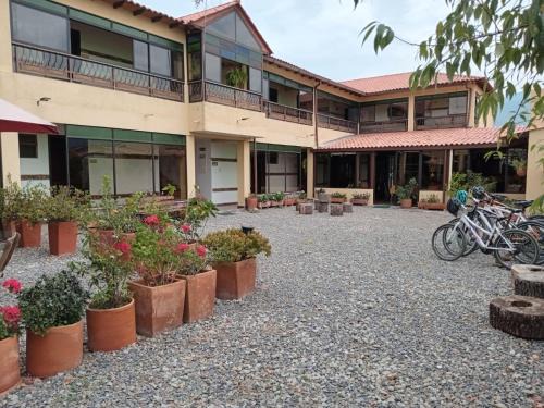 La Chapa Hotel | Hotel Villa Sofia