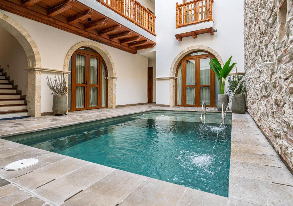 Cartagena Walled City Hotel | Hotel Voilá Pedregal By Huespedia