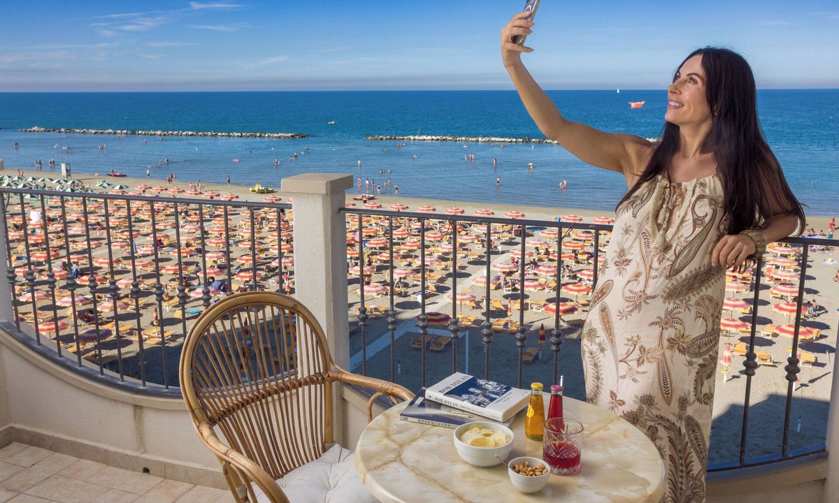 Viserbella Hotel | Hotel Zeus