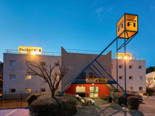 Beauvais Hotel | hotelF1 Beauvais