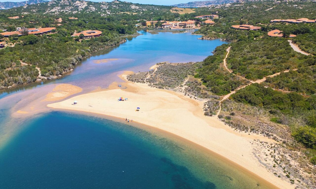 Costa Serena Hotel | Hotiday Punta Sardegna
