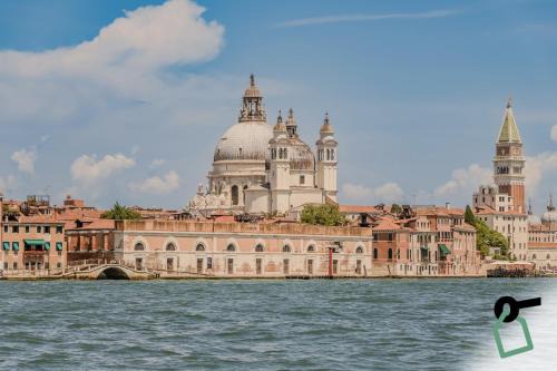 Molina House | Hotiday Venezia Cape