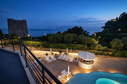 Vico Equense Hotel | Hotiday Vico Equense Beach