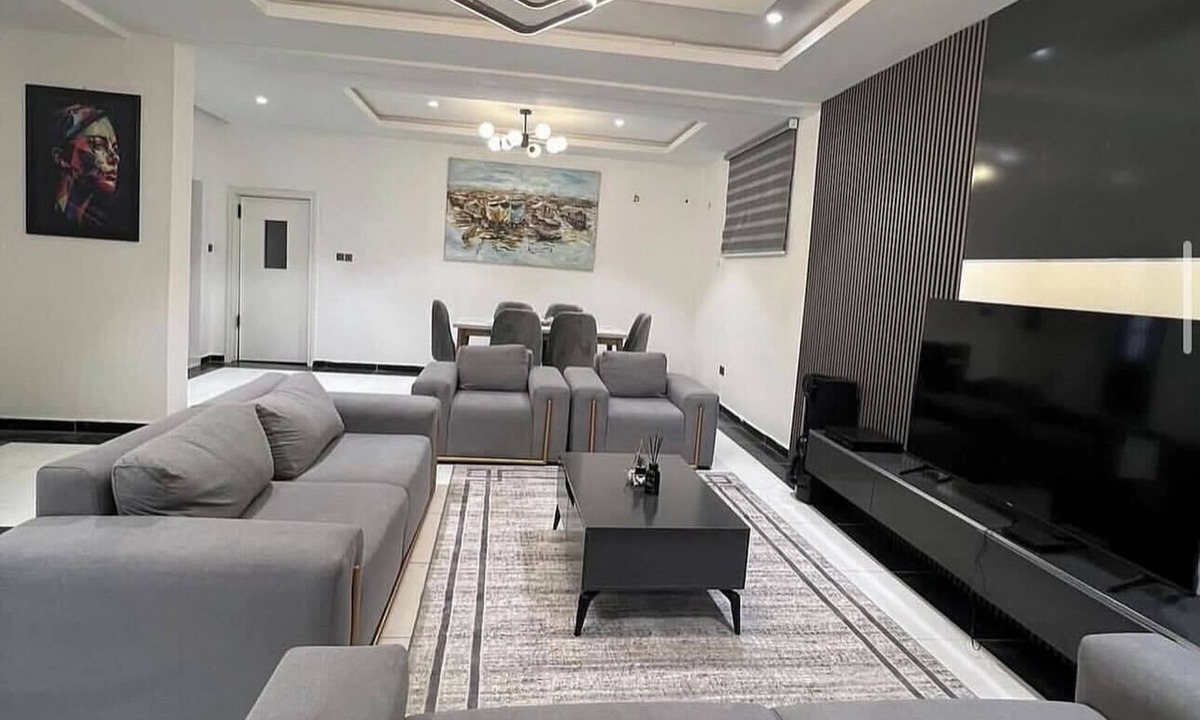 Asaba Hotel | House 21 Hotel
