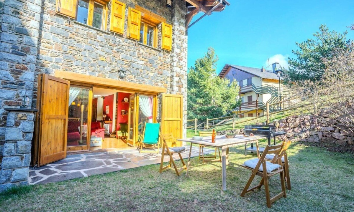 La Molina House | House 4 rooms 10 Pax, Fireplace, Garden & BBQ on the Slopes