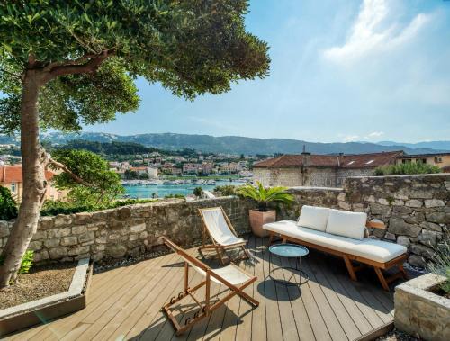 Rab Villa | House Gajarda