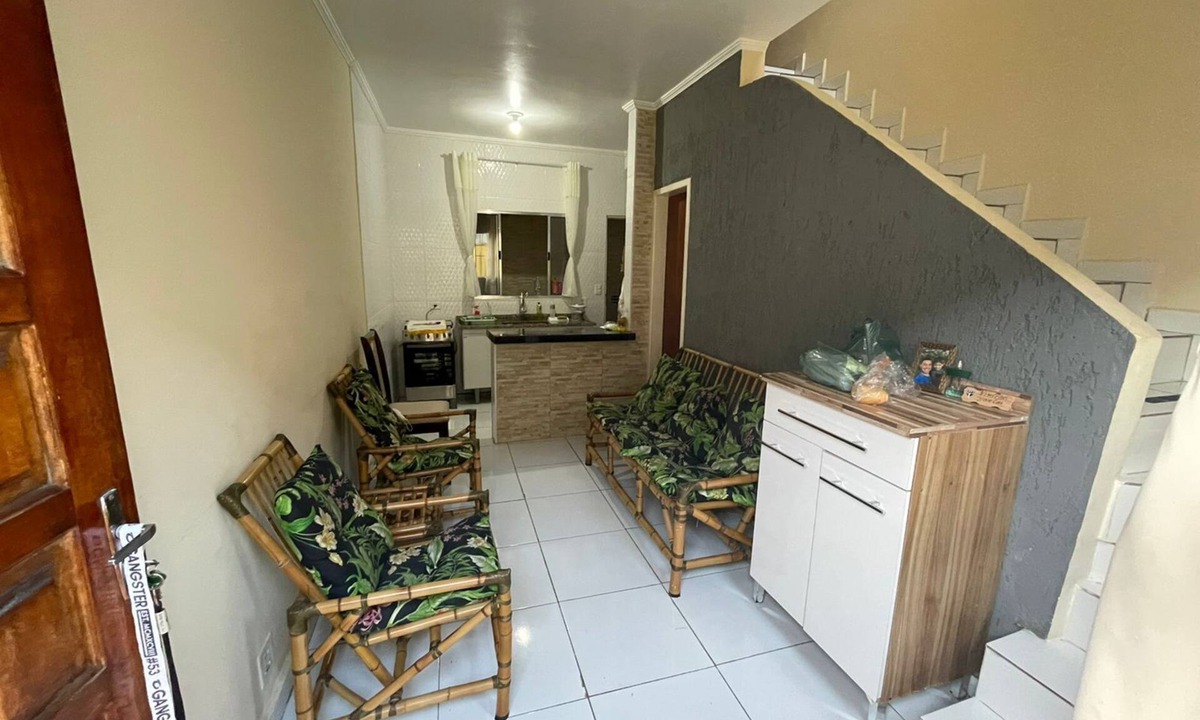 Jardim Imperador House | House in condominium Praia grande Prox to beach