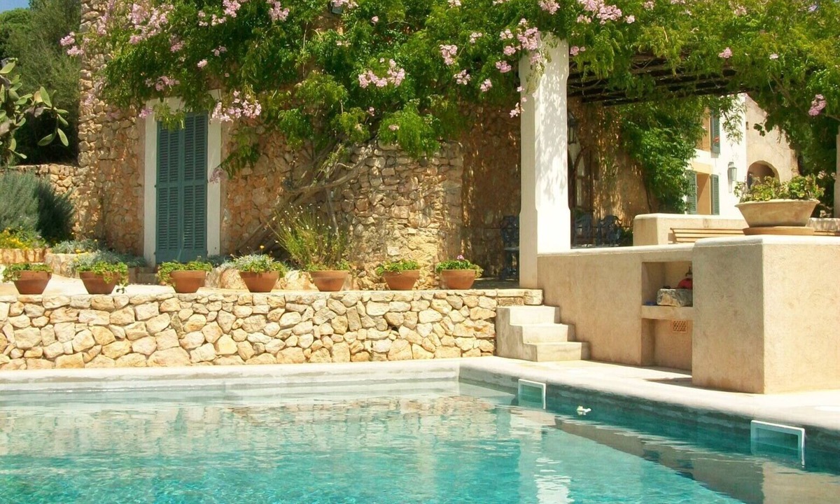 S'alqueria Blanca Cottage | House in the countryside, overlooking the sea, 5 km from various beaches, 500m from the village