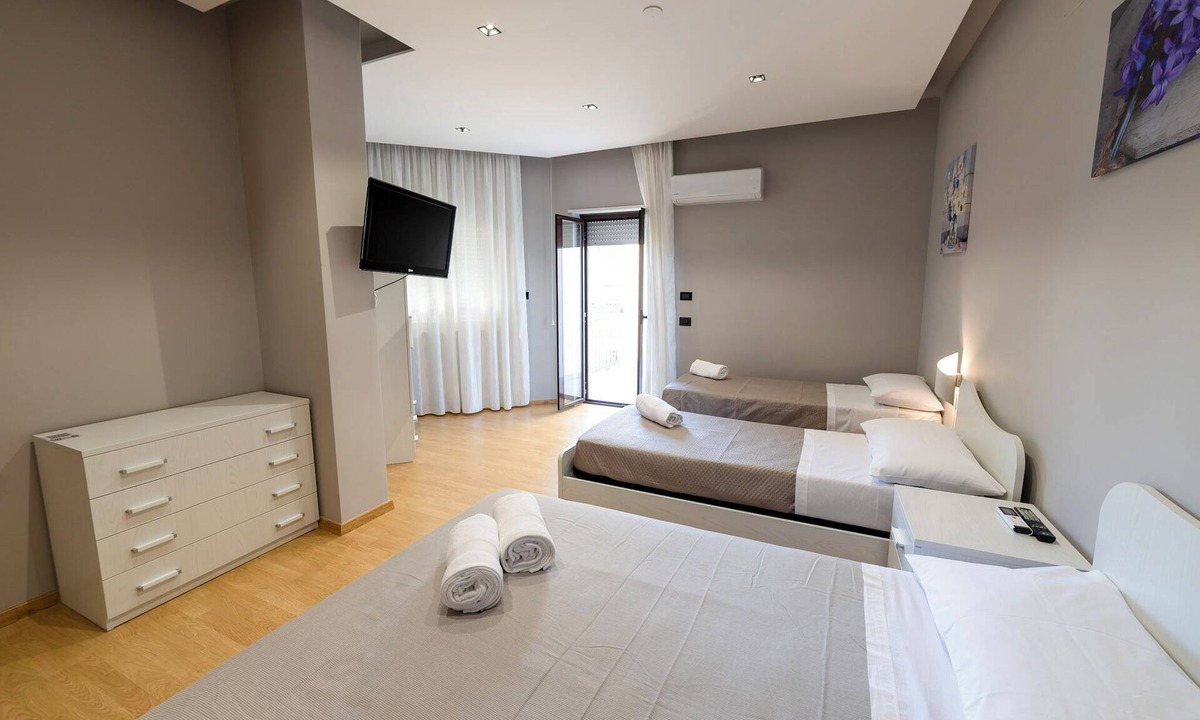 Corigliano Calabro Apartment | House le Treemme