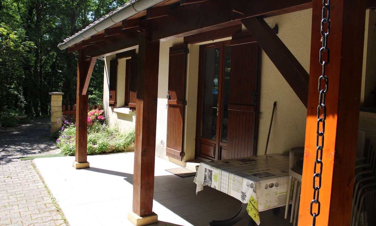 Tamnies House | House on the edge of a forest near Sarlat