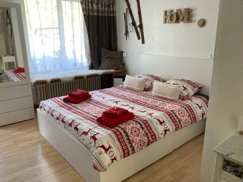 Zermatt Apartment | House St-George Studio Cozy with terrace and view on village of Zermatt