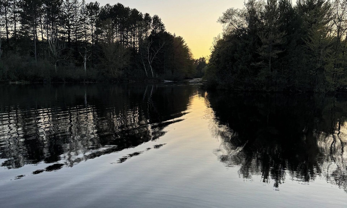 Tomahawk House | House with 2 cabins on Lake Mohawksin in Tomahawk in town with access to all!