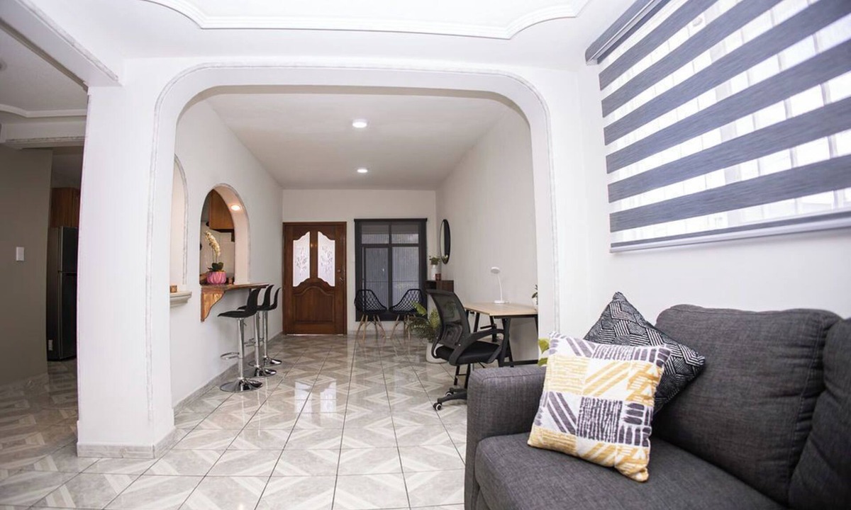 Aguascalientes House | House with large kitchen, 1 block from third ring road