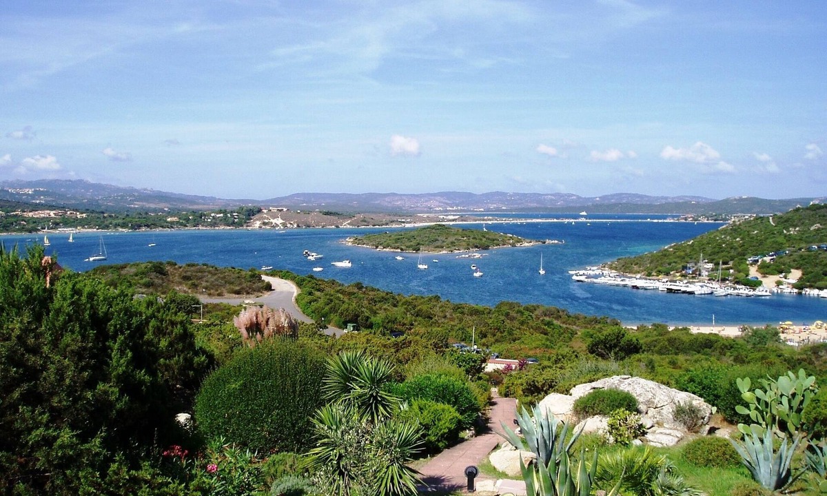 Costa Serena Apartment | House with panoramic terrace, Village on the beach with pool - Porto Pollo