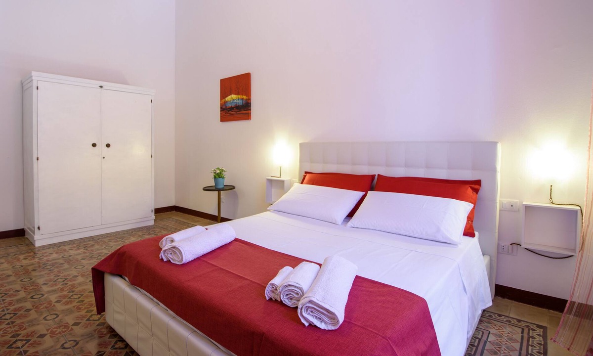 Corso dei Mille - Sant'Erasmo House | Housestation