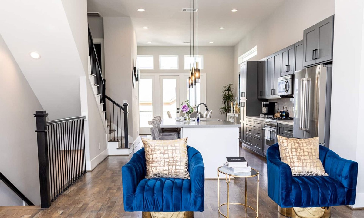 South Central Houston House | Houston Lux Townhome