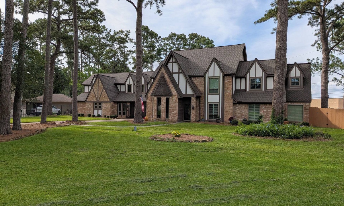 Memorial Northwest House | Houston/Spring/The Woodlands Centered
