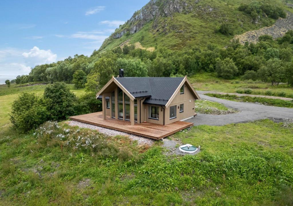 Vagan House | Hoven Lodge
