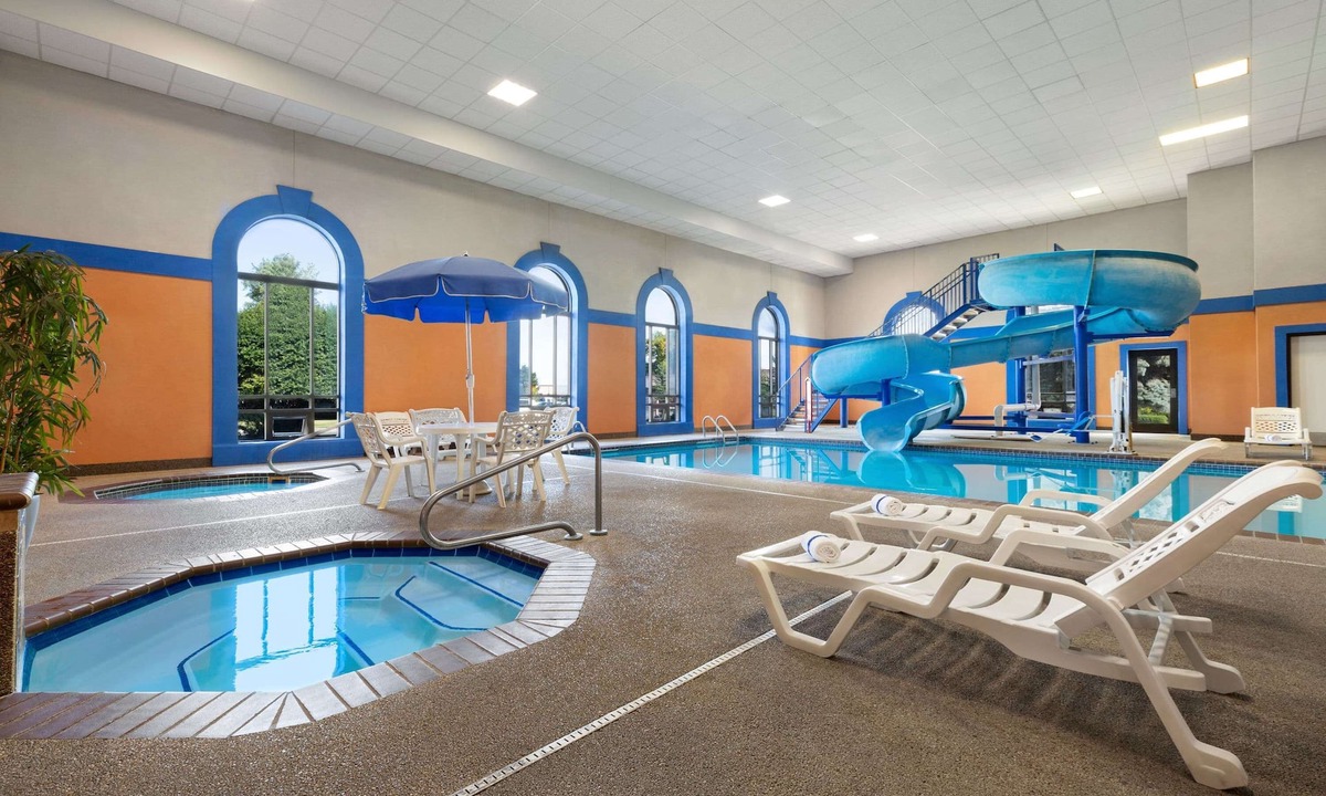 Billings Hotel | Howard Johnson by Wyndham Billings