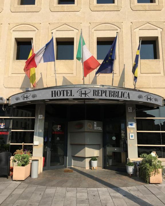 Monfalcone Hotel | HR Hotel