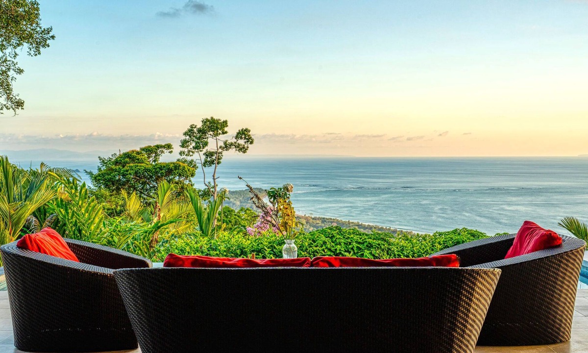 Ballena House | HR3 Design Oceanview and Jungle villa, Security - Concierge Services