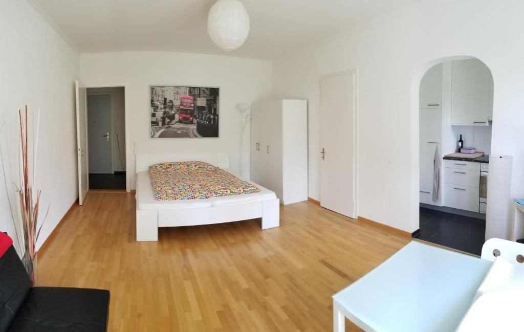 Mattenhof-Weissenbuhl Apartment | HSH Monbijou - Serviced Junior Suite with balcony Bern City